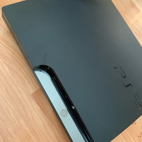 Sony PlayStation 3 Slim - EUC - Picture 1 of 3